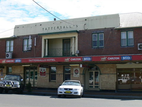 Tattersalls Hotel - Casino - Tourism Cairns 0
