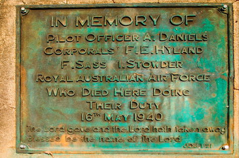 Avro Anson A4-4 Memorial - Tourism Cairns 1