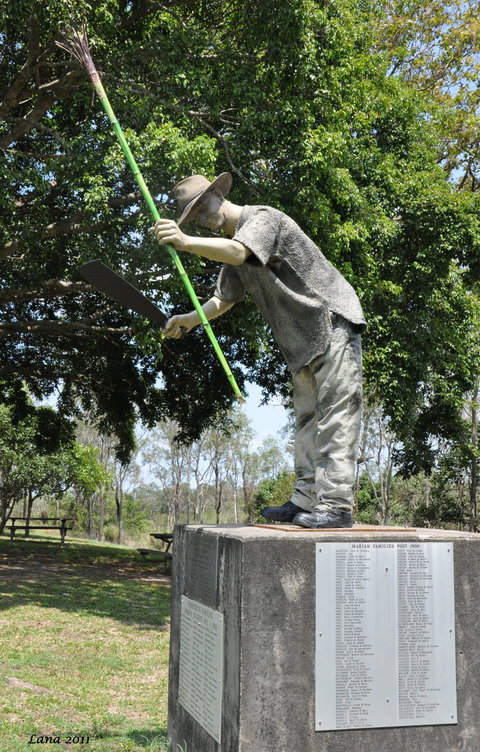 Cane Cutter Memorial - Tourism Cairns 0