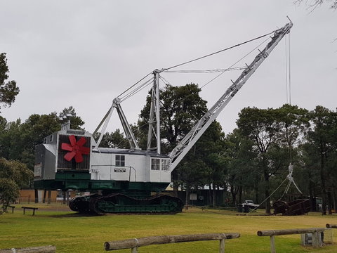 Coleambally Bucyrus Erie Dragline Excavator - Tourism Cairns 0