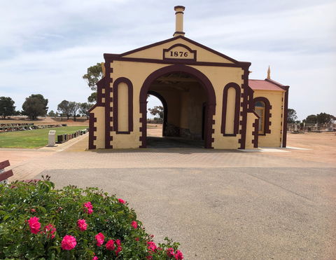 Kadina Cemetery - Tourism Cairns 0