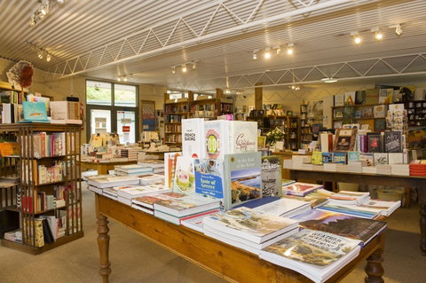 Matilda Bookshop - Tourism Cairns 2