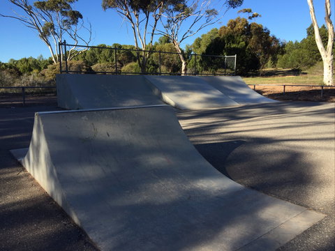 Moonta Skatepark - Tourism Cairns 1