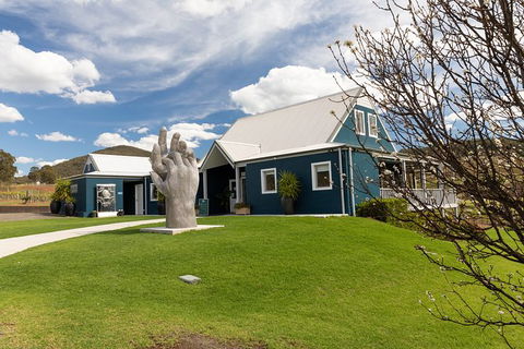 Private Full-Day Wine Tour In Hunter Valley - Tourism Cairns 1