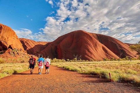 Explore Uluru: 7 Hours Guide Tour At Sunrise With Light Breakfast - Tourism Cairns 3