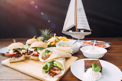 4 Day And 3 Night Whitsunday Maxi Sailing Adventure On Broomstick - Tourism Cairns 12