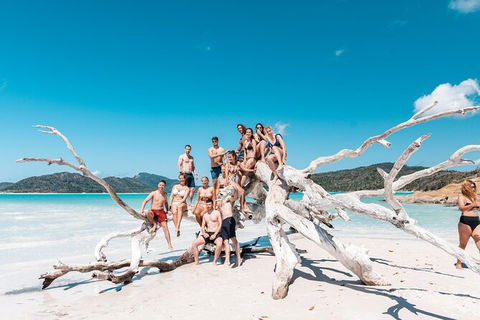 4 Day And 3 Night Whitsunday Maxi Sailing Adventure On Broomstick - Tourism Cairns 3