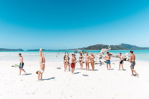 4 Day And 3 Night Whitsunday Maxi Sailing Adventure On Broomstick - Tourism Cairns 8