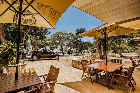 Laid Back Lunch | Dingo Beach Hotel - Tourism Cairns 1