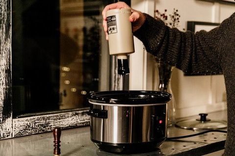 Making Your Own Gin Distillery Tour And Tasting Experience - Tourism Cairns 1