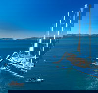 Day Sail the Whitsunday Islands on Atlantic Clipper from Airlie Beach