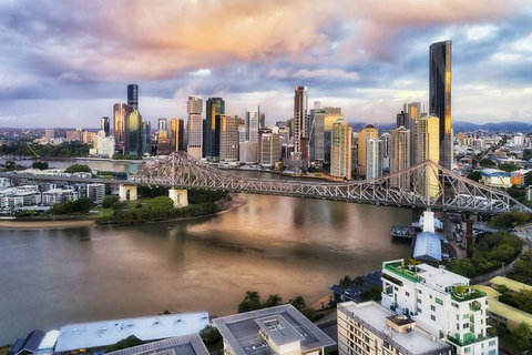 Brisbane Airport Transfers : Brisbane Airport BNE To Brisbane In Luxury Car - Tourism Cairns 4
