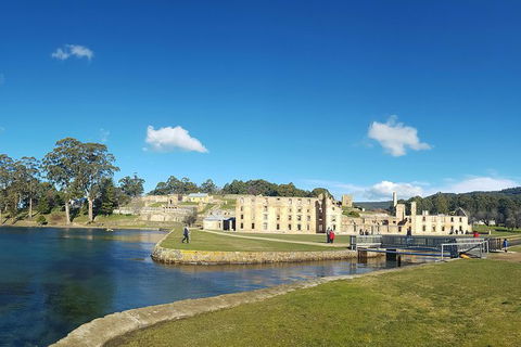7-Day Super Value Tour Of Tasmania: Explore Tasmania\'s West And East Coasts - Tourism Cairns 1