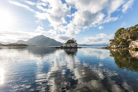 Southwest Tasmania Wilderness Experience: Fly Cruise And Walk Including Lunch - Tourism Cairns 1