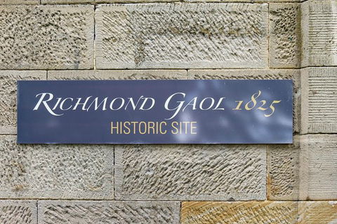 Cruise Ship Special From Hobart: Richmond Shuttle - Tourism Cairns 0