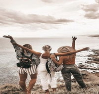 The breathtaking 12 Apostles  Gibson Steps - Tourism Cairns