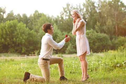 Romance Cruise + Scenic Tour + Beer Tasting + 3 Course Lunch + Hamper - Tourism Cairns 0