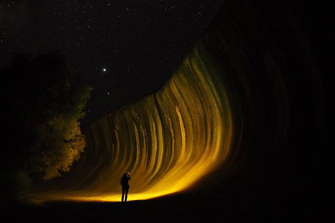 Astro Photography At Wave Rock - Tourism Cairns 8