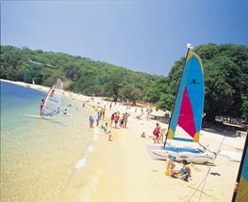Balmoral Beach - Tourism Cairns 0
