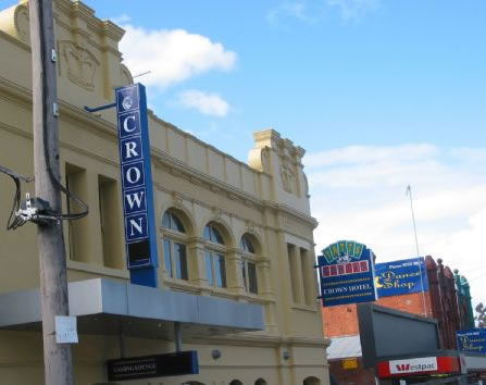 Crown Hotel Lilydale - Tourism Cairns 0