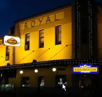 Royal Hotel - Tourism Cairns