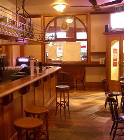 The Perseverance Hotel - Tourism Cairns 0