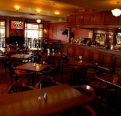 Gilroy's Hotel - Tourism Cairns