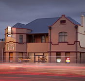 Cross Keys Hotel - Tourism Cairns