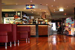 Leighoak Hotel - Tourism Cairns 0