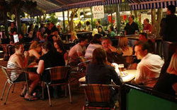 Royal George Hotel - Tourism Cairns 2