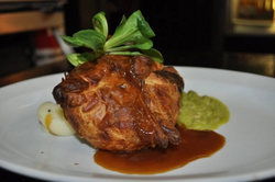 Porterhouse Hotel - Tourism Cairns 2