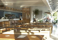 Manly Wharf Hotel - Tourism Cairns 3