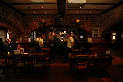 Porterhouse Hotel - Tourism Cairns 3