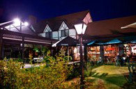 Mick O'Sheas's Irish Pub - Tourism Cairns 3