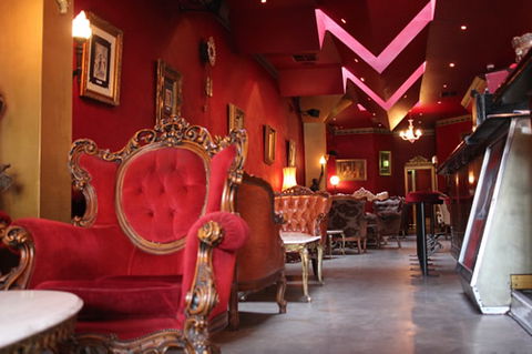 Polly Bar - Tourism Cairns 1