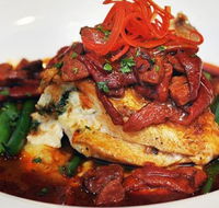 Macauleys Restaurant - Tourism Cairns