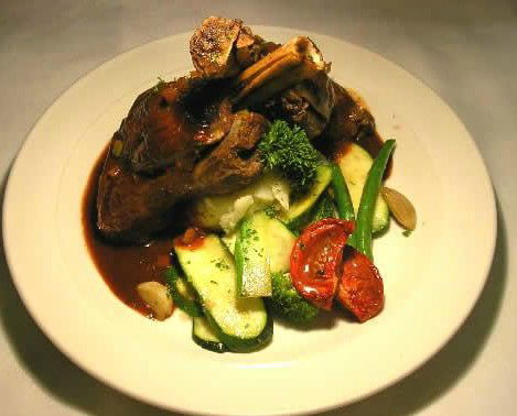 Avanti Cafe & Pasta - Tourism Cairns 0