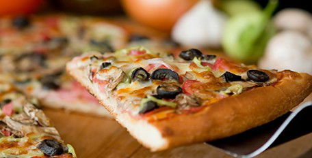 Milano's Pizza Pasta & Ribs - Tourism Cairns 0