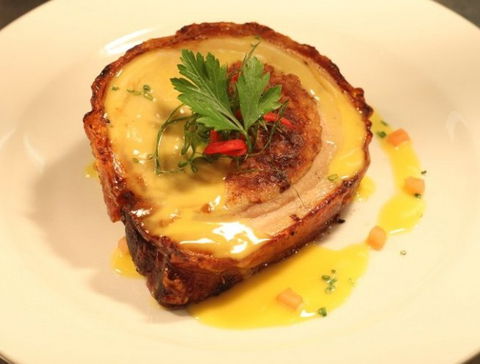 Garlic Clove Restaurant - Tourism Cairns 1