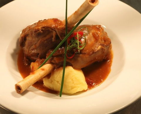 Garlic Clove Restaurant - Tourism Cairns 2