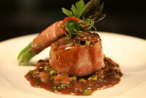 Garlic Clove Restaurant - Tourism Cairns 4