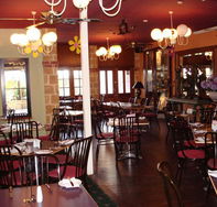 Belvideres Bar Bistro Bottleshop - Tourism Cairns