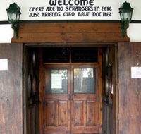 Hibiscus Tavern - Tourism Cairns