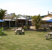 Moonee Beach Tavern - Tourism Cairns