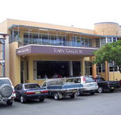 Town Green Inn - Tourism Cairns