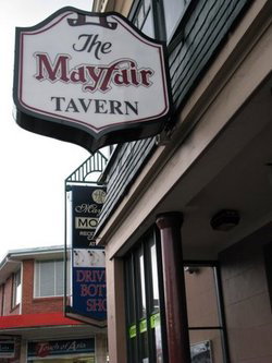 Mayfair Tavern & Bottleshop - Tourism Cairns 1