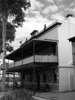 Imperial Hotel Rooty Hill - Tourism Cairns 1