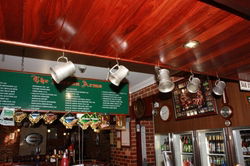 Vernon Arms Tavern - Tourism Cairns 1