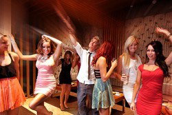 Empire Bar - Tourism Cairns 1