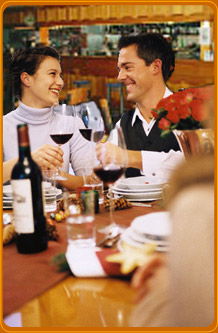 Steeds Club Grill & Bar - Tourism Cairns 2